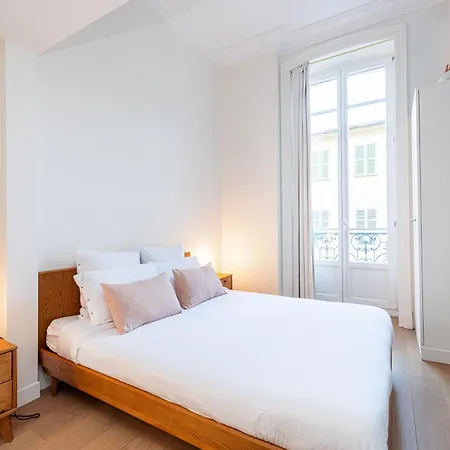 Regina - Somptueux 3 Pièces - Carré D'or - Vue Menton