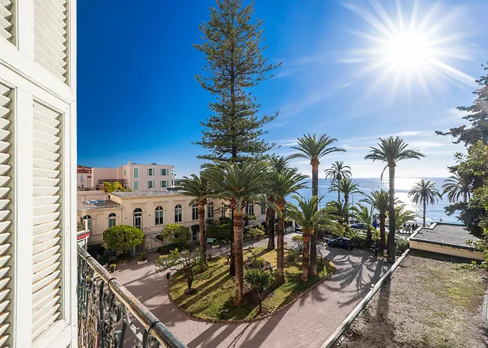 Apartment Regina - Somptueux 3 Pieces - Carre D'or - Vue Menton