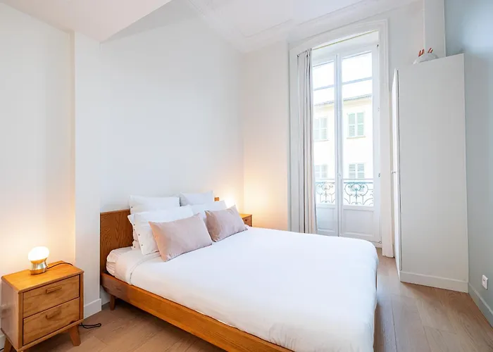 Regina - Somptueux 3 Pieces - Carre D'or - Vue مينتون