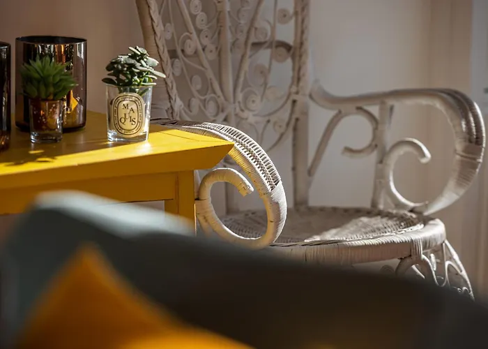 Regina - Somptueux 3 Pieces - Carre D'or - Vue *