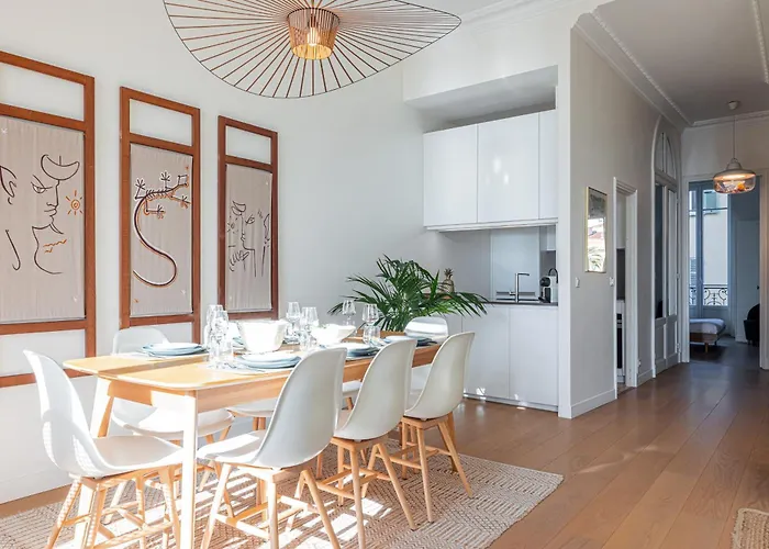 Regina - Somptueux 3 Pieces - Carre D'or - Vue * Menton